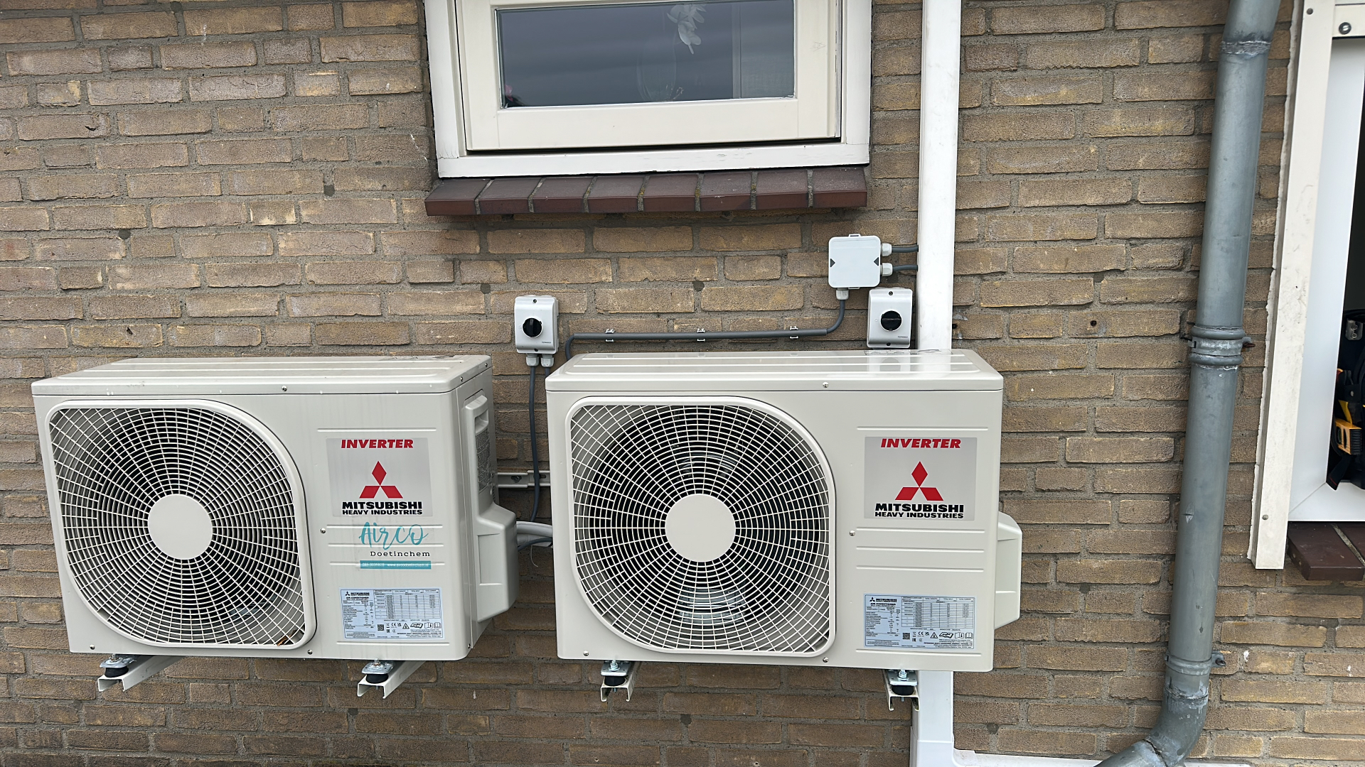Mitsubishi Heavy Industries multi-split met twee buitenunits